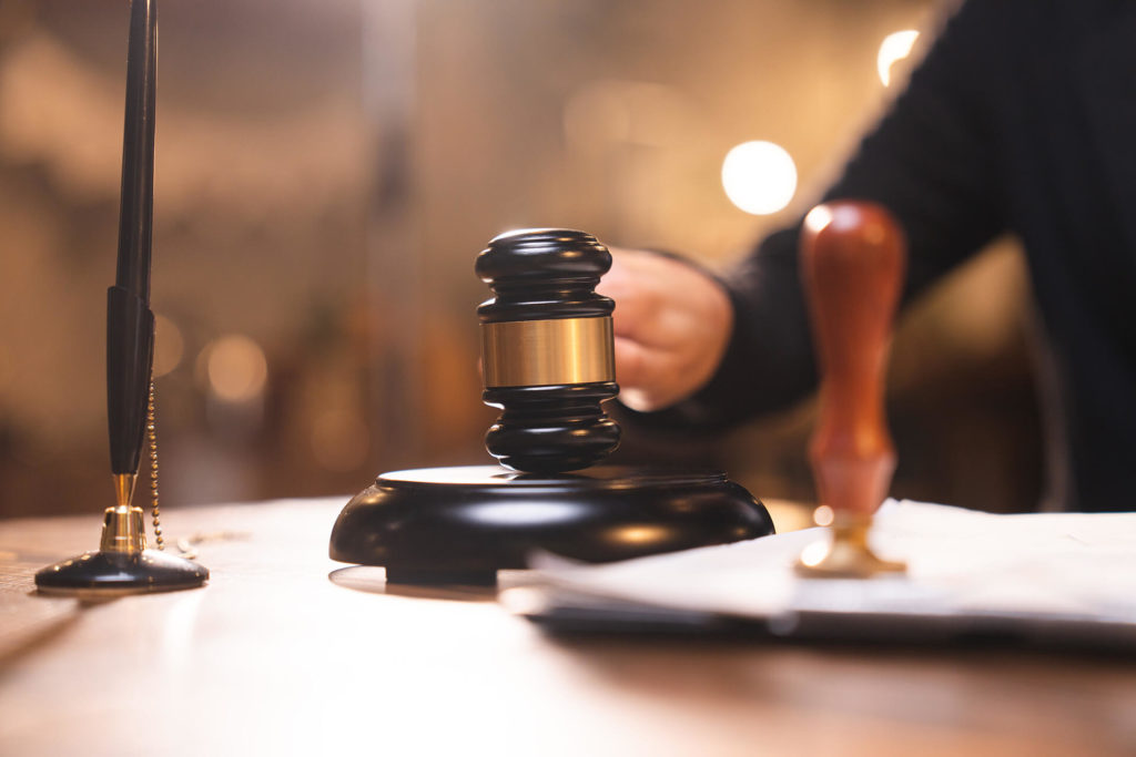 abogados derecho bancario en Tavernes Blanques